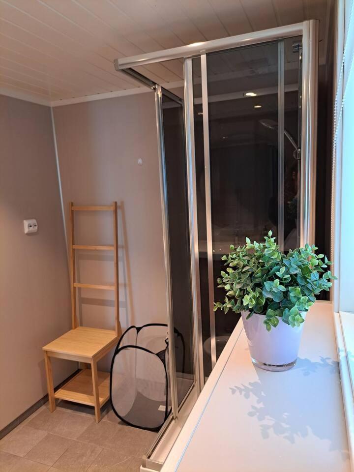 Hytte Ved Sjoen Napp Exterior foto