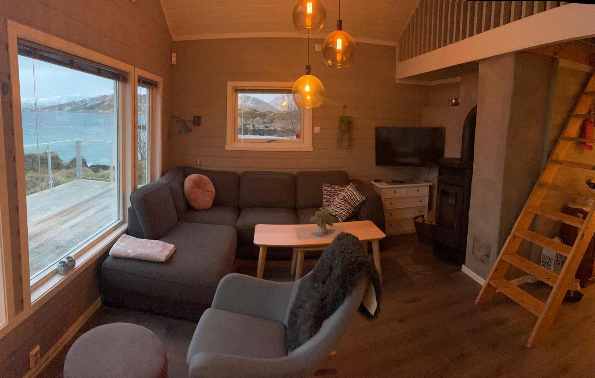 Hytte Ved Sjoen Napp Exterior foto